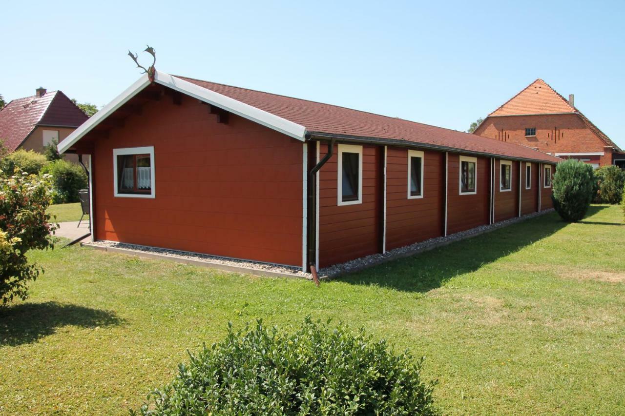 Blockhaeuser An Der Mueritz Ludorf Esterno foto