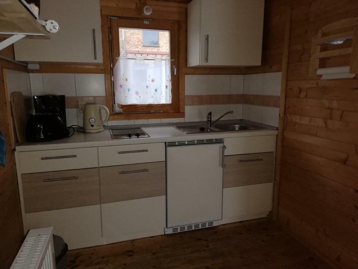 Blockhaeuser An Der Mueritz Ludorf Esterno foto